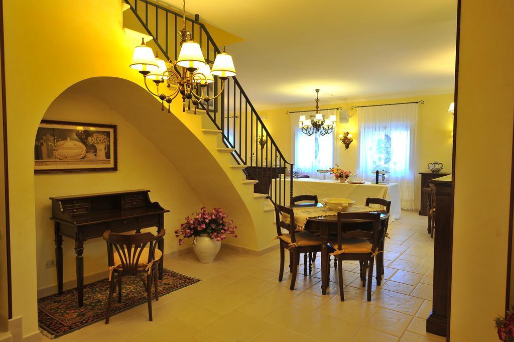 Relais Casabella ξενώνας Μαρτίνα Φράνκα Εξωτερικό φωτογραφία